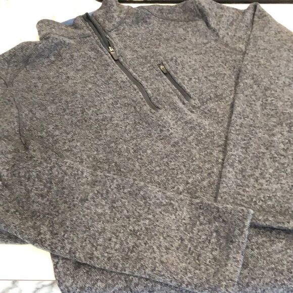 COPY - Woolrich Pullover Sz. M - Picture 1 of 5